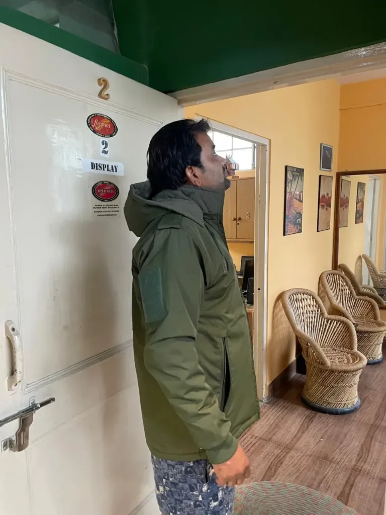 JACKET FOR ADVENTURE - L